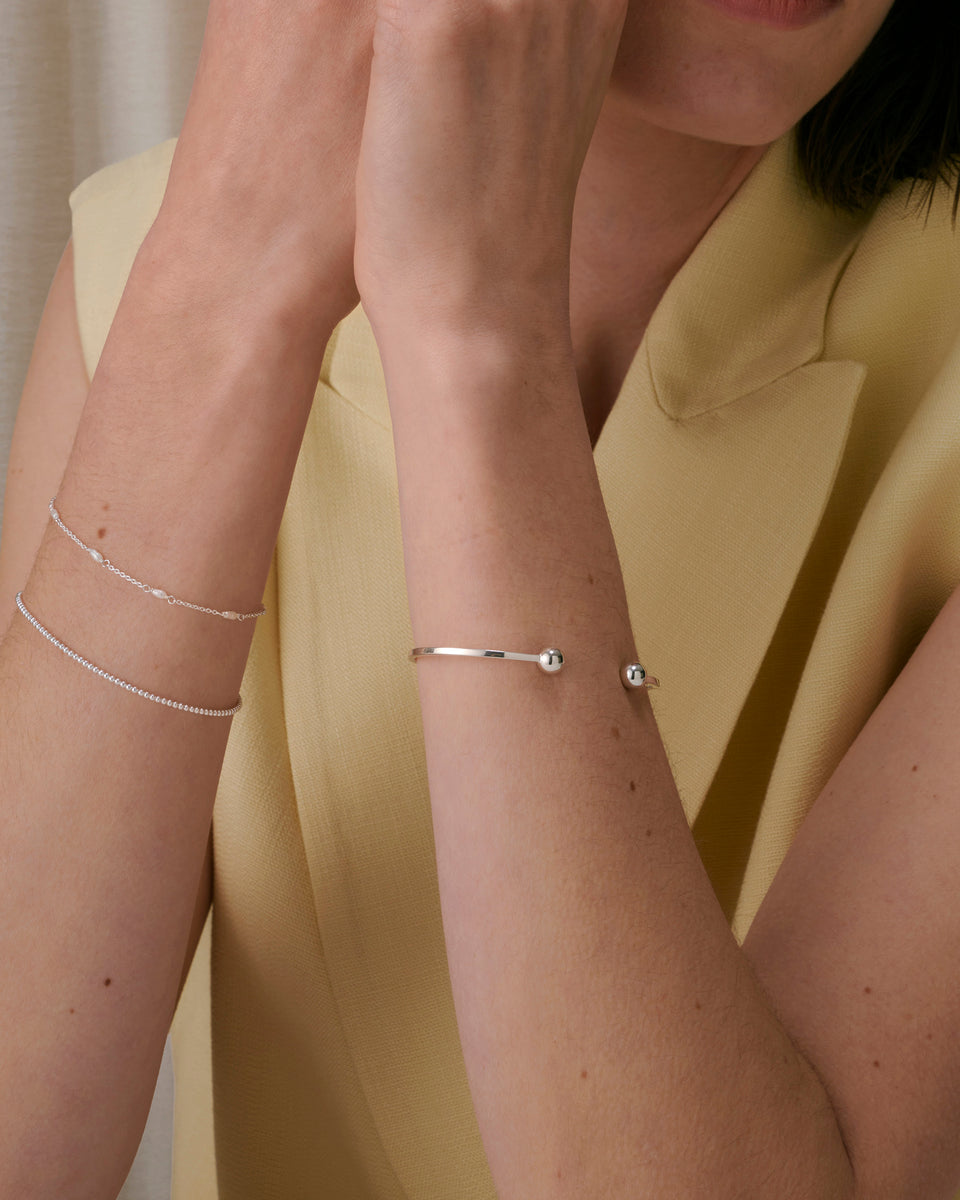 Strict Ball Bangle Silver