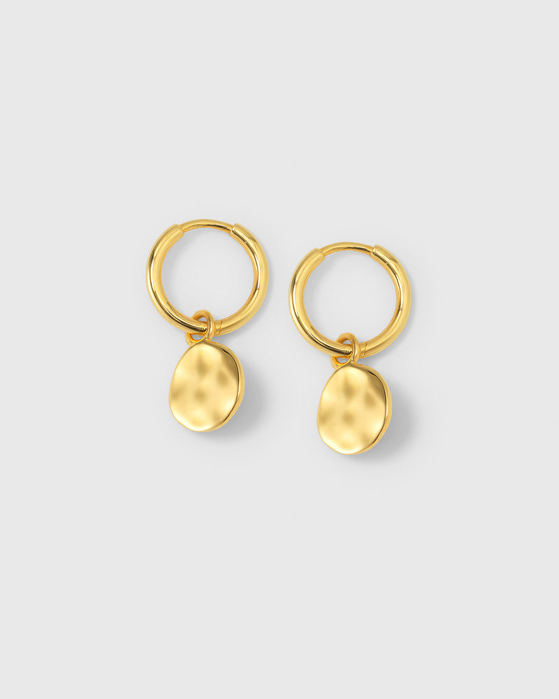Minimalistica Hammered Earrings Gold