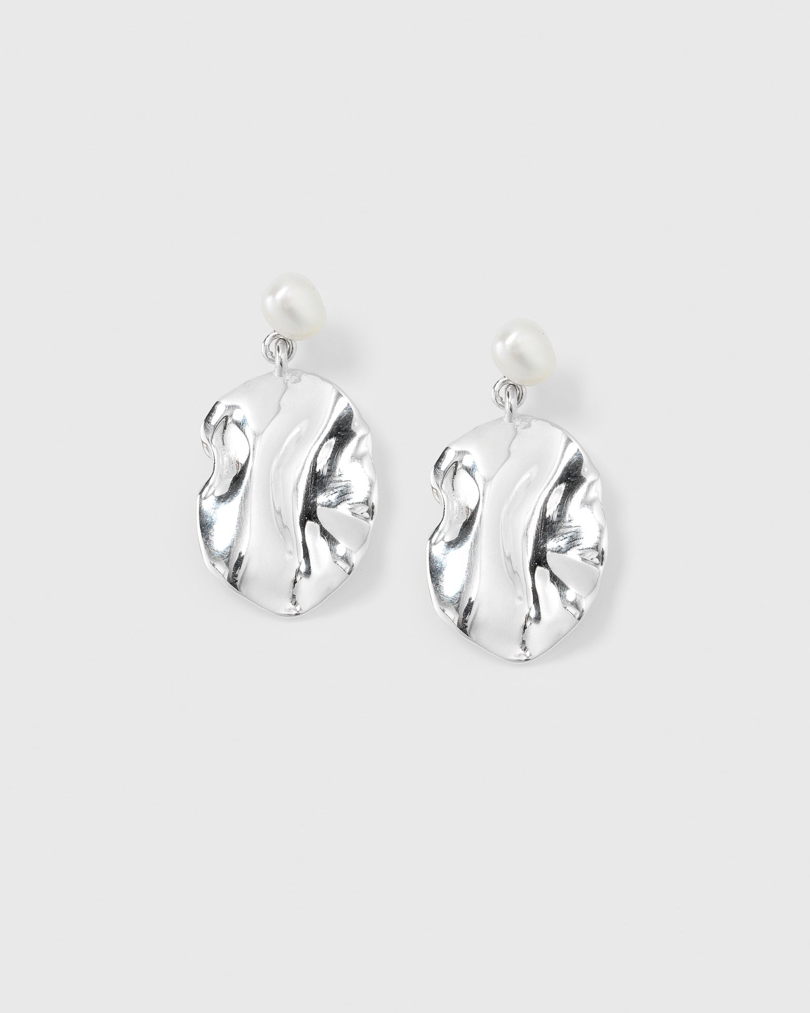 Moulded Short Earrings Silver