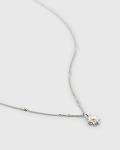 Florentina Pearl Necklace Silver